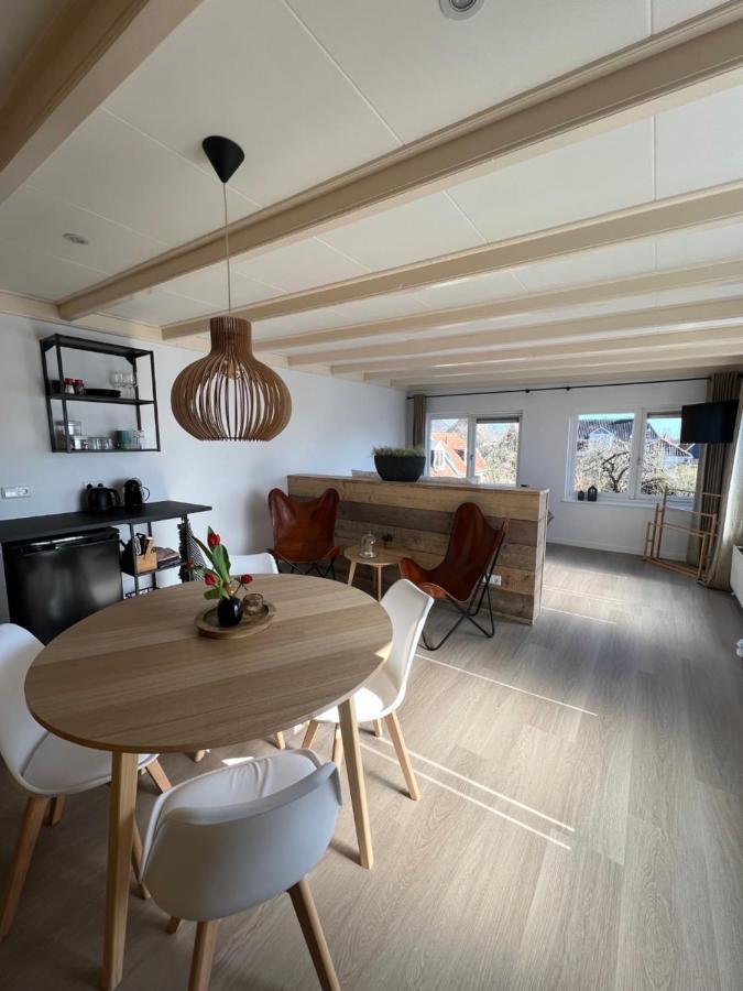 Mid83 Bed & Breakfast Woudsend Eksteriør bilde