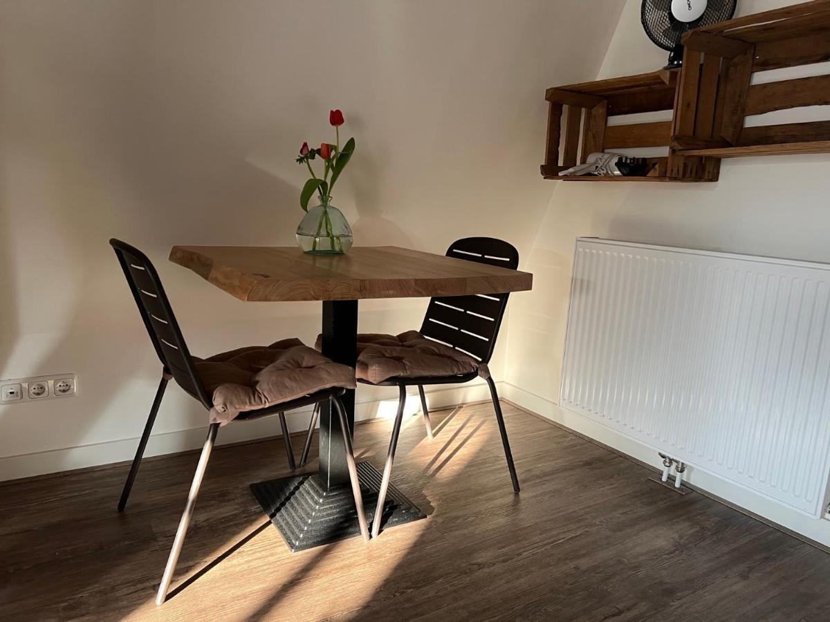 Mid83 Bed & Breakfast Woudsend Eksteriør bilde