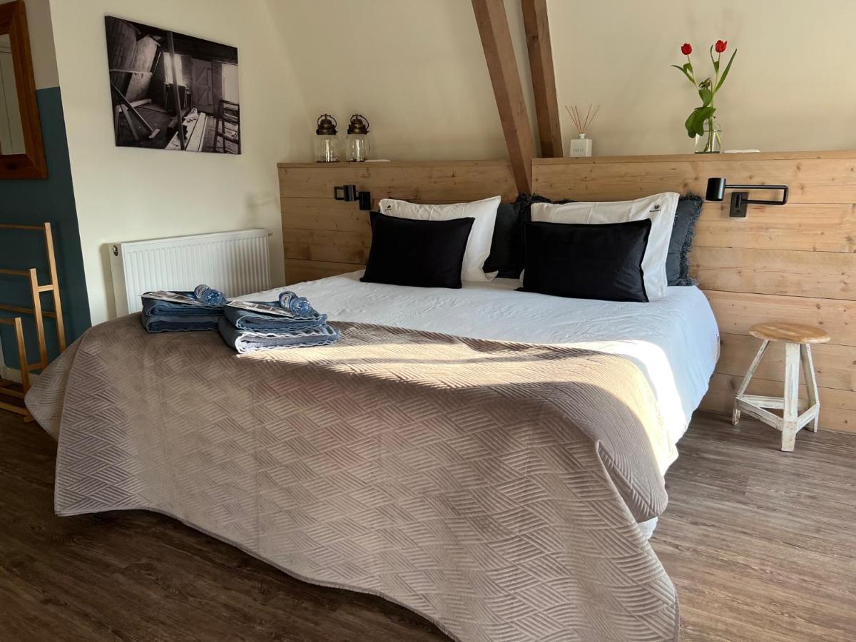 Mid83 Bed & Breakfast Woudsend Eksteriør bilde