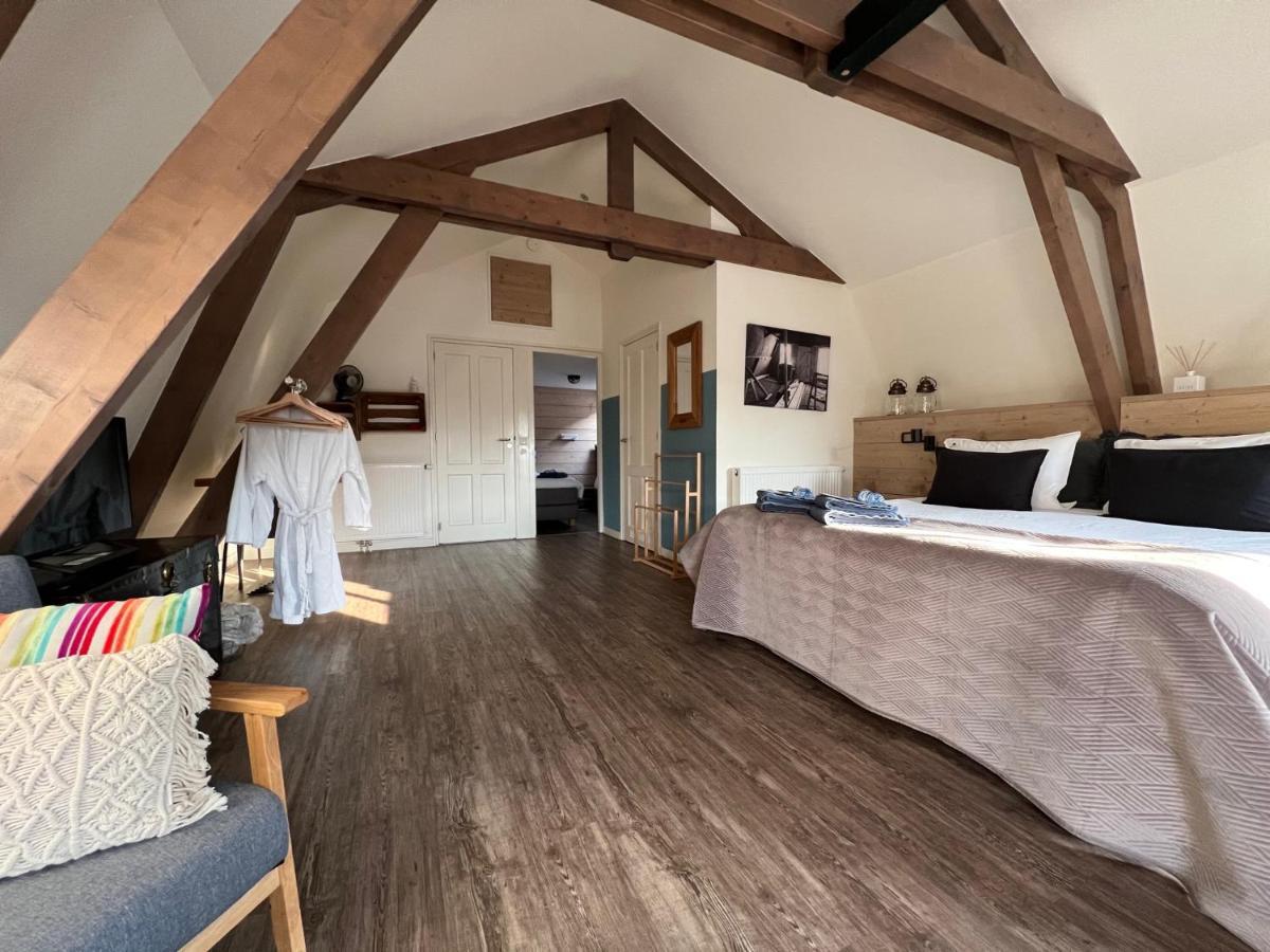 Mid83 Bed & Breakfast Woudsend Eksteriør bilde